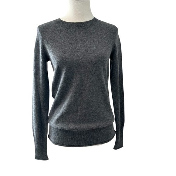 Agua Bloomingdale’s Gray Cashmere Women's Sweater - Picture 1 of 13